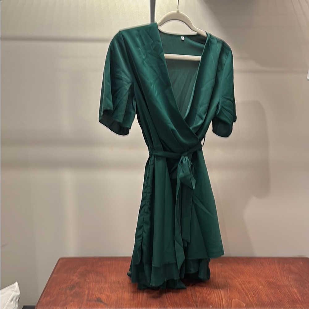 Elegant Green Wrap Dress